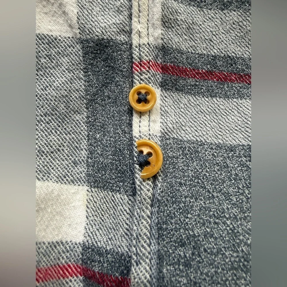 J.Crew Slim Fit Flannel Shirt Men’s XL | Gray Red Plaid Button-Down